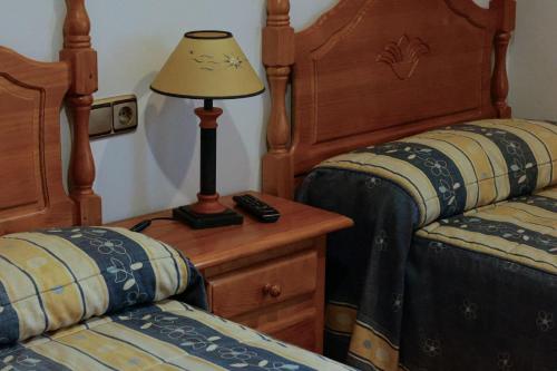 2 twin beds