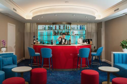 Riviera Resort Hotel - image 4