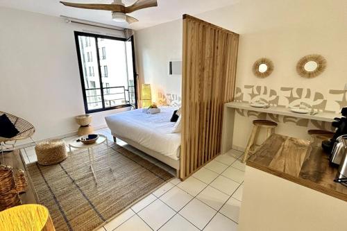 054 - Frimea -2 pers-Port Marianne-Transport in La Lironde