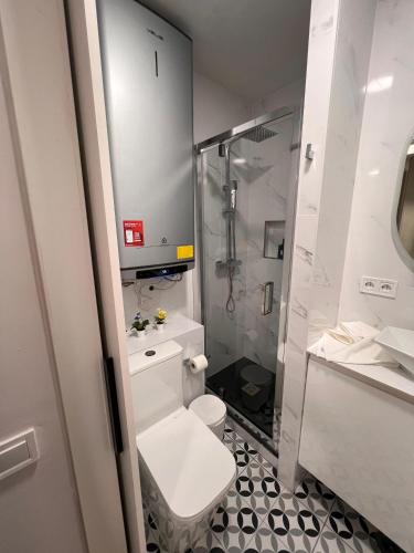 Room Gran Vía Apartments - image 9