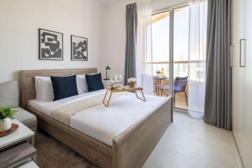 Frank Porter - Lakeside Tower C, Dubaj