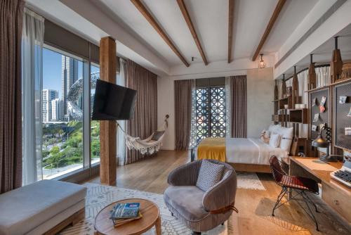 room detail thumbnail 0