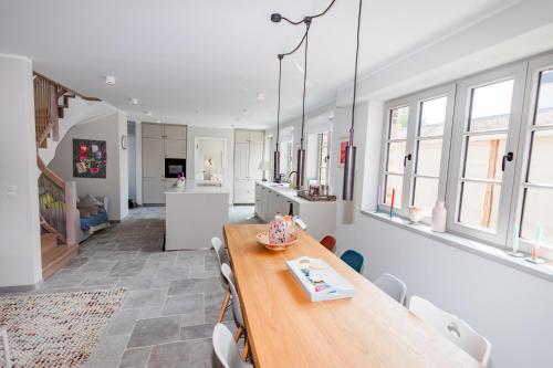 virtuve, Storchennest in Alkersum