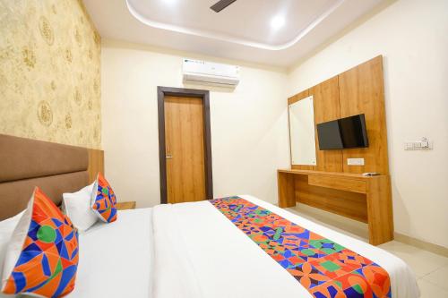 hotel photo