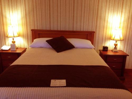 2 double beds