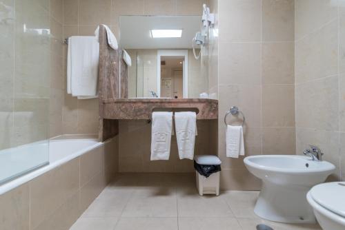 Costa de Prata Hotel - image 13