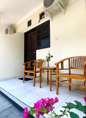 발리 Zigiz Lovina Hostel 호텔 로비