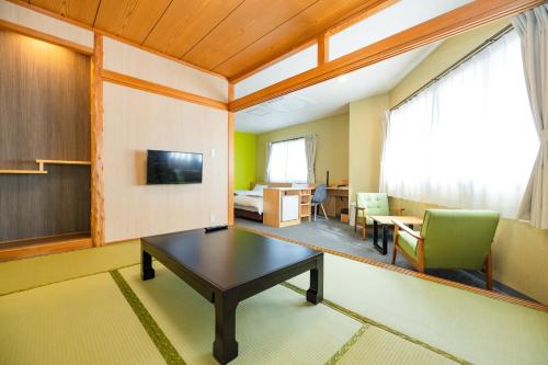 Standard Quadruple Bath