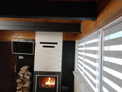 Baliowy Żar nad jeziorem w Międzybrodziu Baliowy Żar nad jeziorem w Międzybrodziu