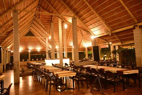 Restorāns, Nijaguna Resort and Spa Chamarajanagar in Chamarajanagar