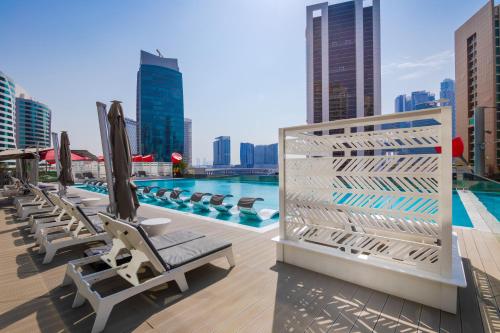 Modern Studio | Near Dubai Mall | MAG318 - image 12