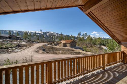 Lakehouse - 14p - With Sauna & By the Water in วราดาล