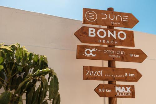 Cozy holiday home by the beach in Costabella Marbella - image 3
