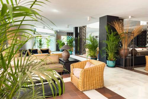 Apartamentos Parque del Sol - image 5