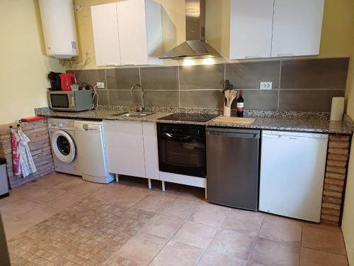 Létesítmények, Kitsch apartment in Rasquera