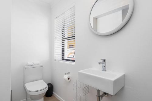 Uptown Retreat - image 2