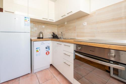 Two-Bedroom Apartment image 5