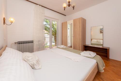 Two-Bedroom Apartment image 3
