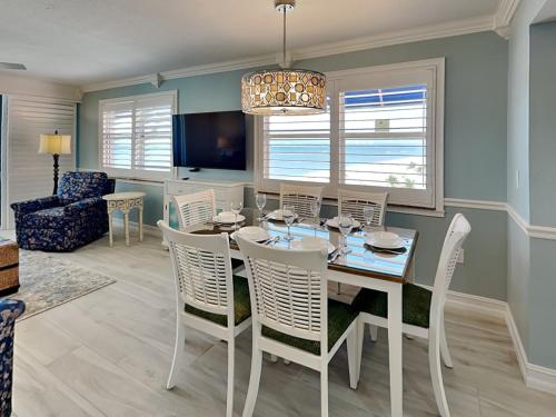 Estero Island Beach Villas 706 2 BR Penthouse Gulf Front Pool Sleeps 6 - main image