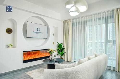 Luxury Escapes - Elegant 3BR Apt with 4 Balconies in 29 Blvd, Dubái