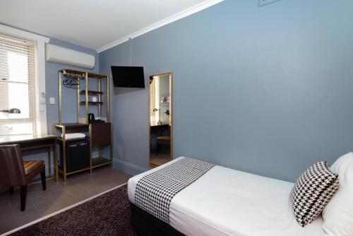 The Maisonette - image 11