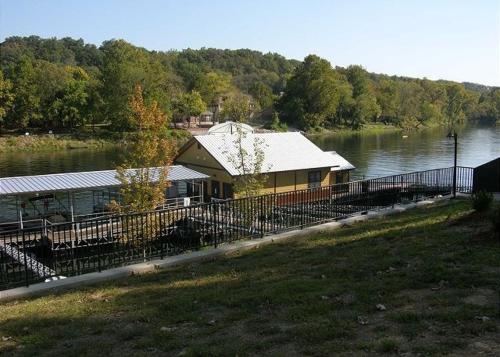 Day Dreamer Cabin - image 9