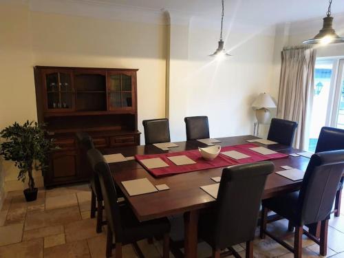 Period country house set within equestrian centre in 阿殊福德