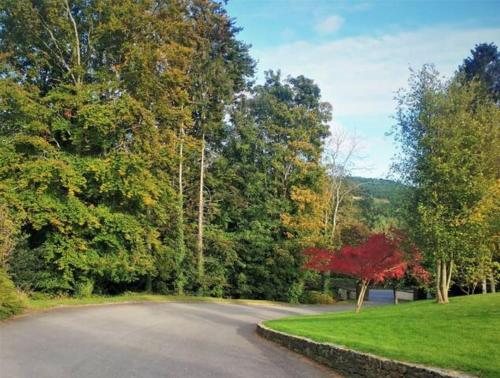 入口, Period country house set within equestrian centre in 阿殊福德