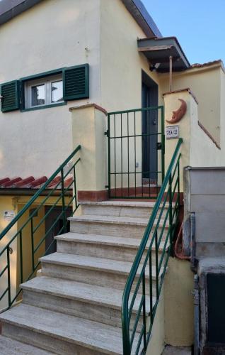Exterior view, La casina sul fiume in Prato