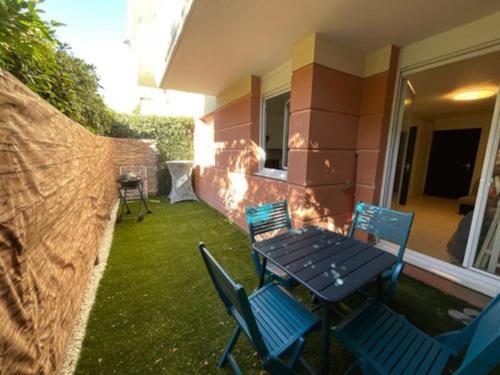 confort et bien etre Marseille in Saint-Barthélemy