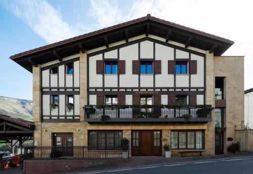 Arrokarenea in Valcarlos-Luzaide