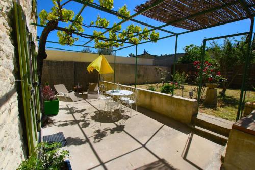 Sous La Treille gîte à louer Saze