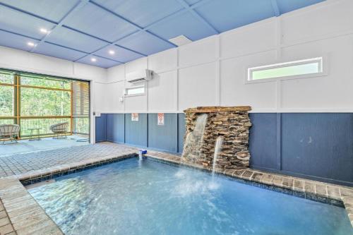 ERN803 - Beary Blue Oasis cabin in Pigeon Forge, USA