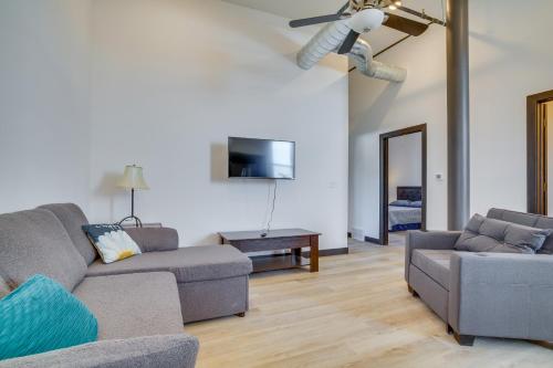 Modern, Open-Concept Apartment Downtown Cashton!, Cashton (fotografie 2)