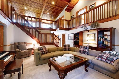 Rivers Bend Retreat in Cavendish, USA