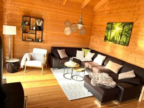 5 Sterne Ferienhaus Susi mit Kamin, Seeblick und 2 Terrassen in Rieden, Deutschland