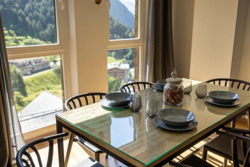 Vistas PRECIOSAS Al Valle De Arinsal - 6PAX- A Pie De Pistas & ESQUÍ - Free Parking (Vistas PRECIOSAS Al Valle De Arinsal - 6PAX- A Pie De Pistas & ESQUI - Free Parking l by BonesVacanc) in Arinsal