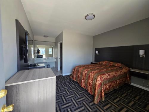 Skyline Motel – La Grange, IL
