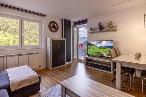 Terraza con Increibles Vistas Para 8 personas - 3 habitaciones - 2 baños - ARINSAL - FREE PARKING (Terraza con Increibles Vistas Para 6 adultos y 2 extra nino - 3 habitaciones - 2 banos - ARINSAL - F) in Arinsal
