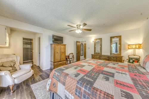 Above it All Ruidoso Home with Mtn Views and Hot Tub - image 7