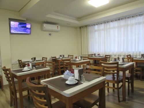 Hotel Urbis a 10 minutos Rua 25 de Marco, Bras,Bom Retiro,a 2 minutos do Mirante Sampa Sky in เซ