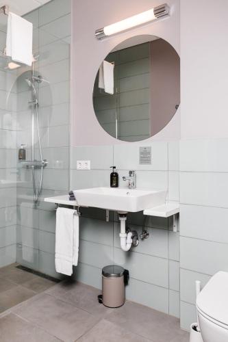 Superior Double or Twin Room image 6