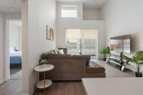 Downtown Santa Monica 2bedroom with Free Parking in Los Angeles, USA