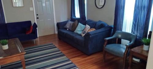 The Heart of Merrimack Historic Mansion - image 9