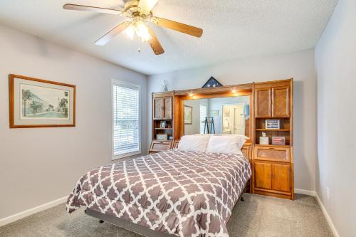 Sweet Retreat Home Near Boat Launch and Lake Murray! - image 2