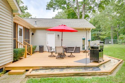 Sweet Retreat Home Near Boat Launch and Lake Murray! - image 11