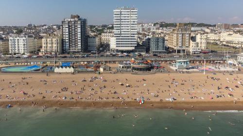Holiday Inn Brighton Seafront