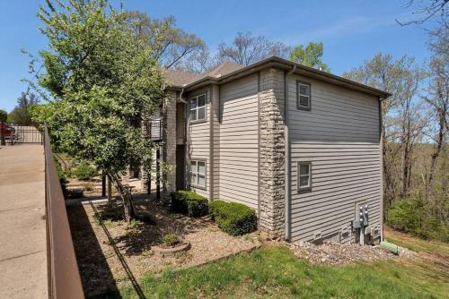Dream Retreat 5 mn to SDC 2BR 2.5 BA Stonebridge in Reeds Spring, USA
