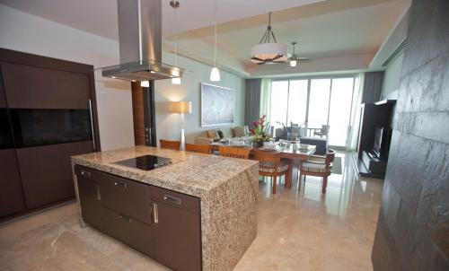 Grand Luxxe at Vidanta in Jarretaderas