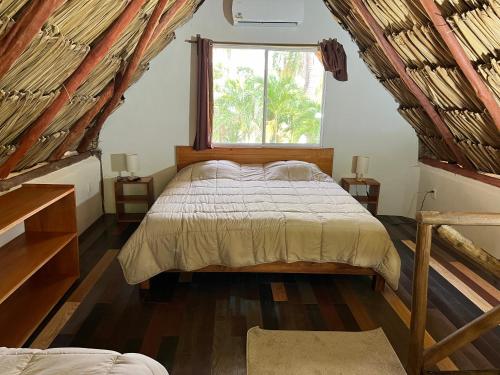 1 king bed, 1 queen bed, 1 sofa bed